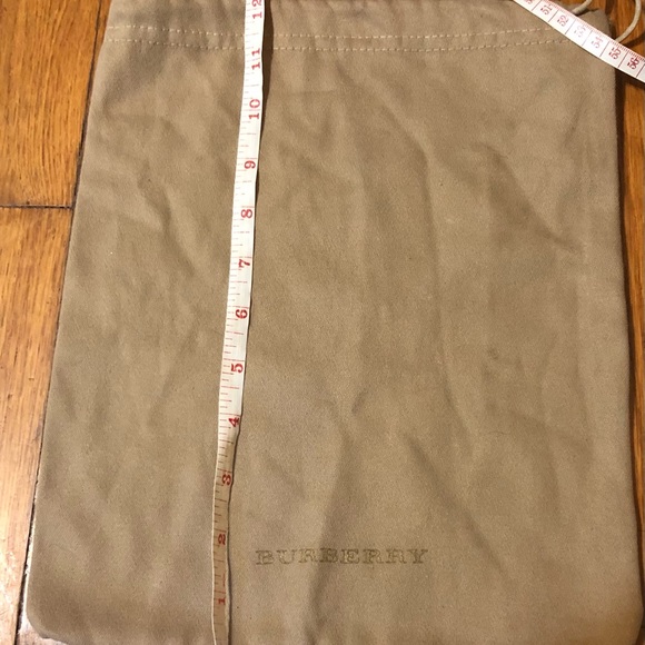 Authentic Burberry Tan Dust Bag 10 x 11 1/2 - Picture 2 of 5